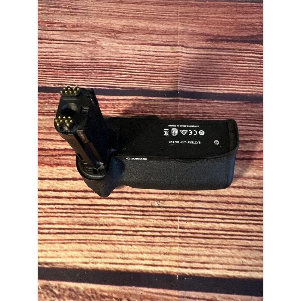 Canon BG-E20 Battery Grip for 5D Mark IV - WORKING